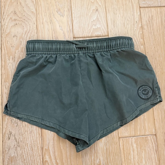 Roxy womens board shorts green size S dolphin hem swim shorts - Picture 1 of 8